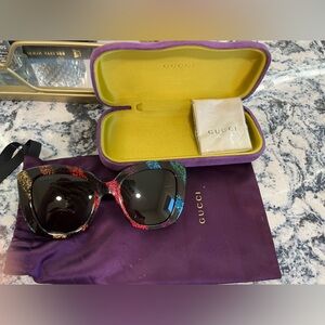 Authentic Gucci Sunglasees